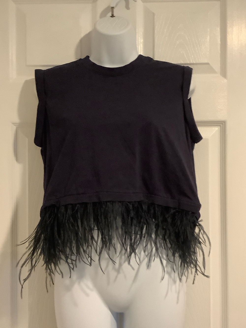CINQ A SEPT Navy Blue Sleeveless Maximalist Luxury Ostrich Feather Top XS/P
